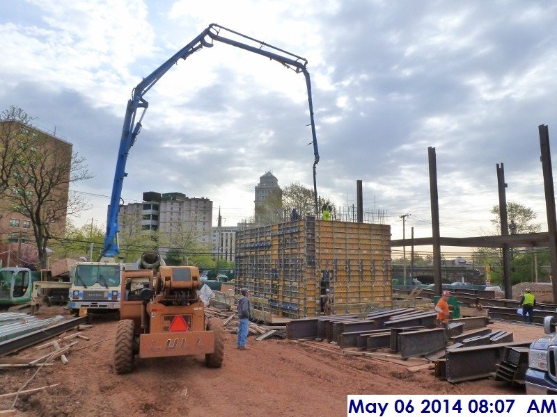 Pouring concrete at Elev. 7-Stair -4,5 Facing East (800x600)